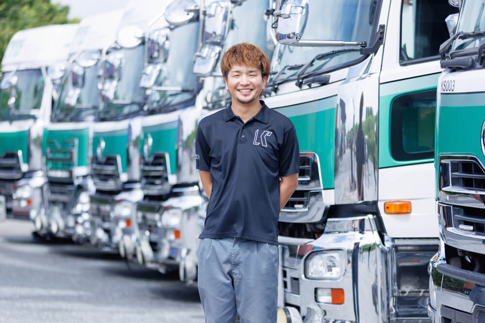 輸送部所属　海上コンテナドライバー職